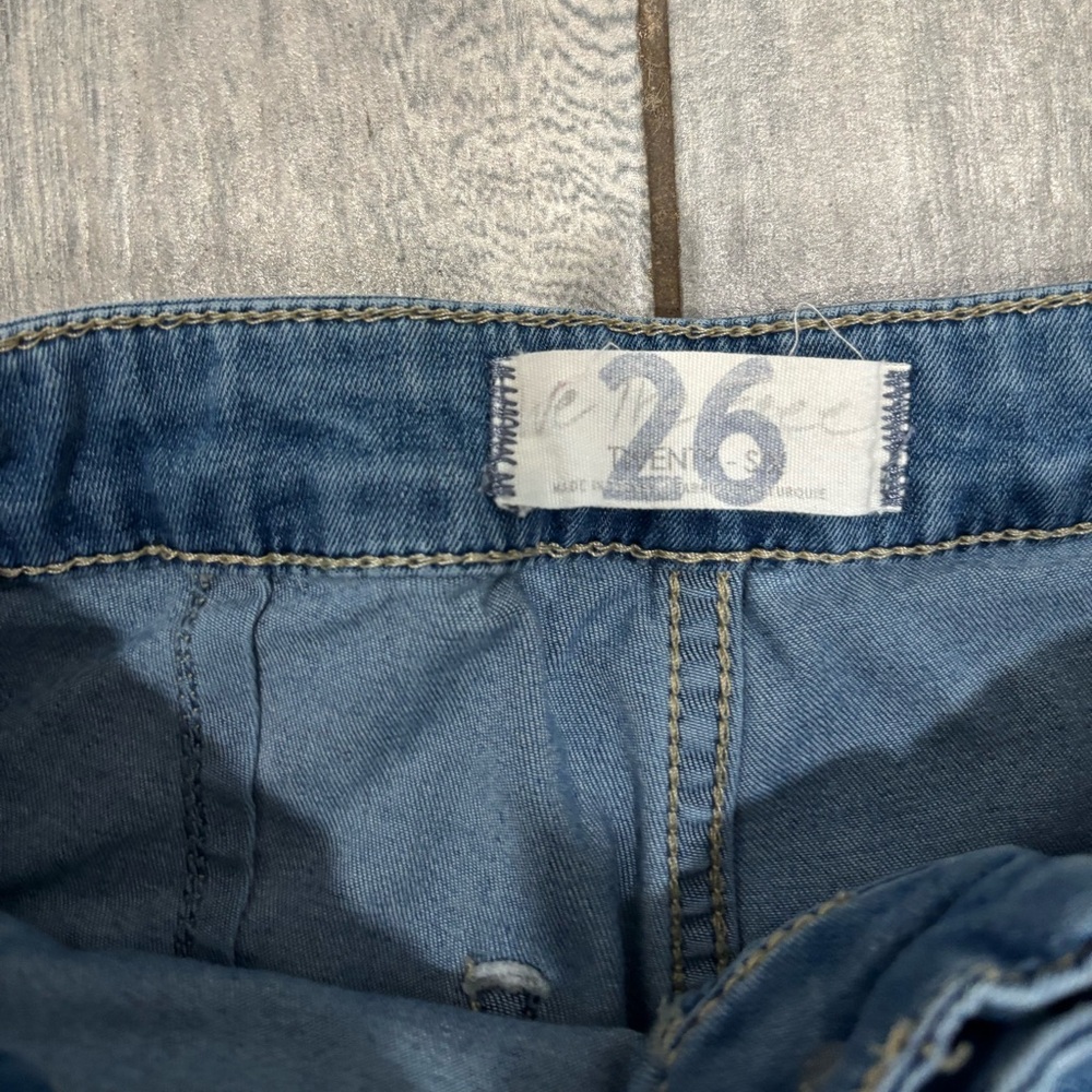 Free people bell bottom jeans Size 26 - Picture 4 of 8